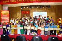 150 nữ đoàn viên công đoàn thành phố Thủ Đức được tuyên dương trong chương trình họp mặt kỷ niệm 92 năm Ngày thành lập Hội Liên hiệp Phụ nữ Việt Nam và 12 năm Ngày Phụ nữ Việt Nam.